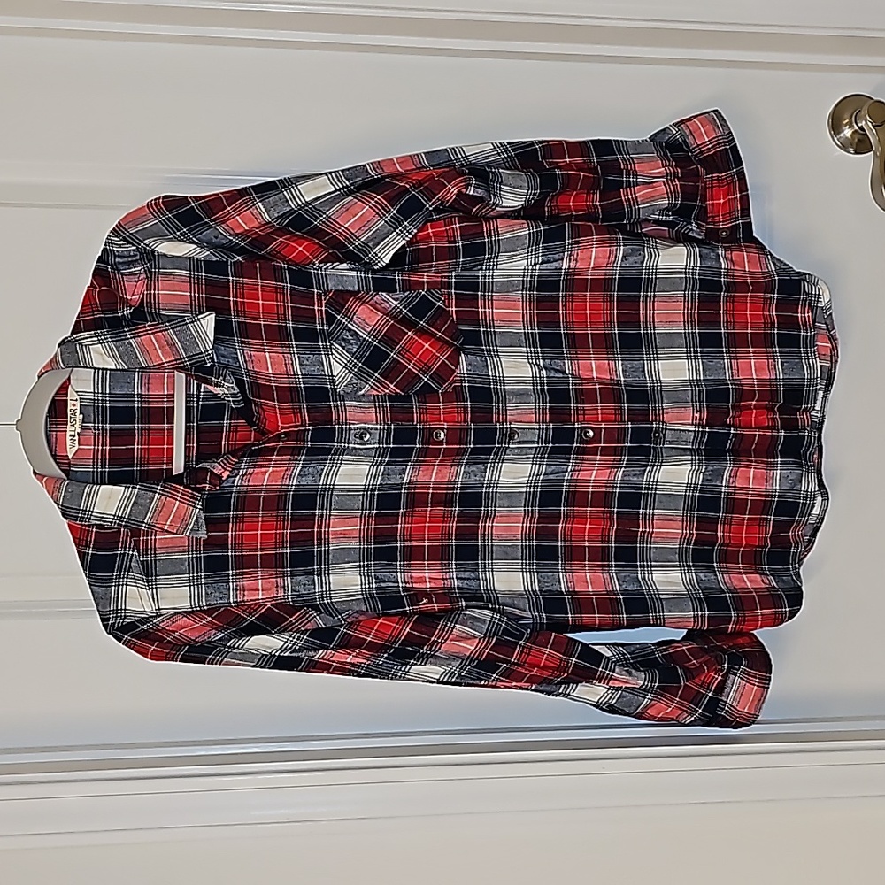 Womans Vanillastar Plaid Flannel Buttondown Shirt. Size Large.